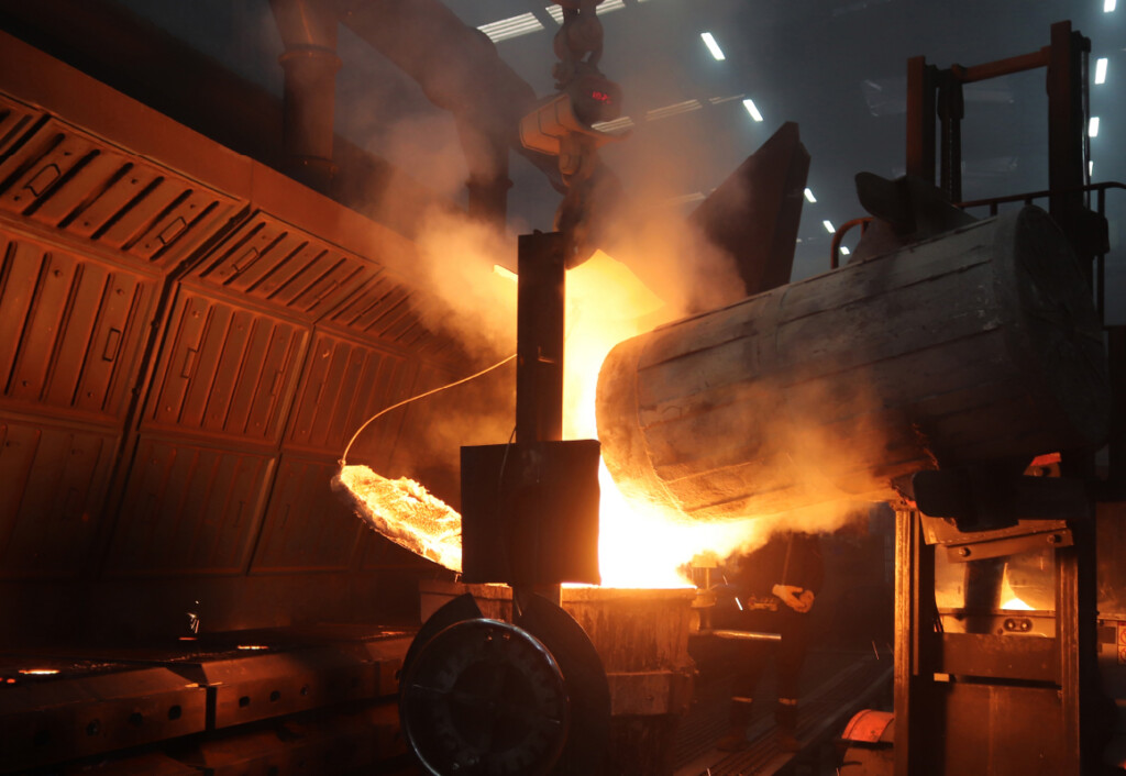 高温設備の作業現場