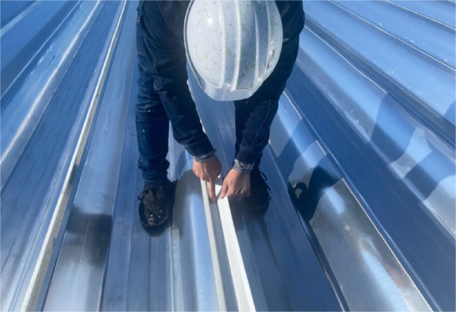 スカイ工法の施工中1